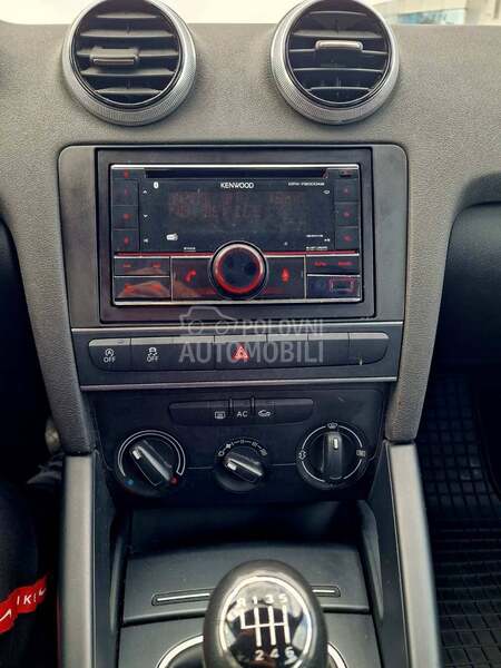 Audi A3 1.2b 4-cilindra