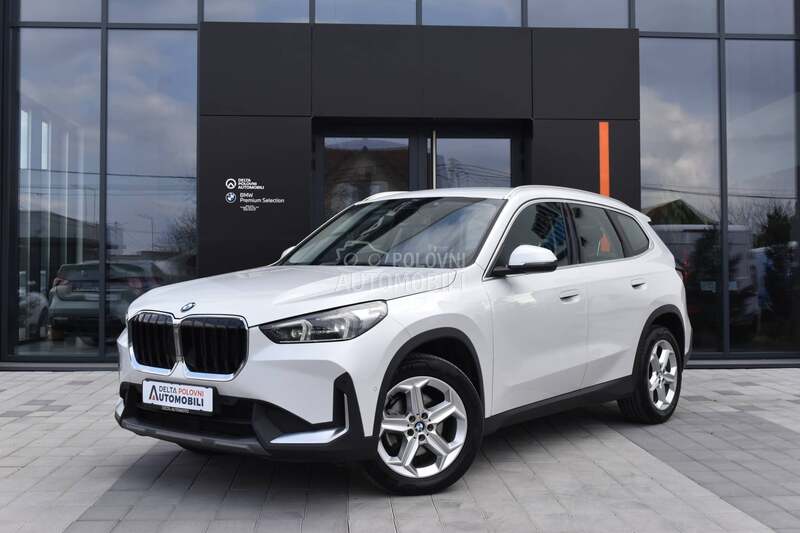 BMW X1 sDrive 18i AT