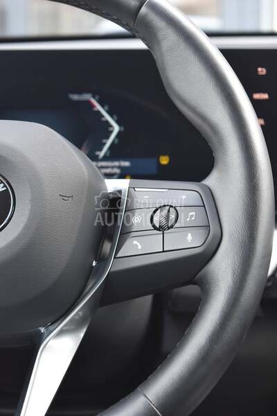 BMW X1 sDrive 18i AT