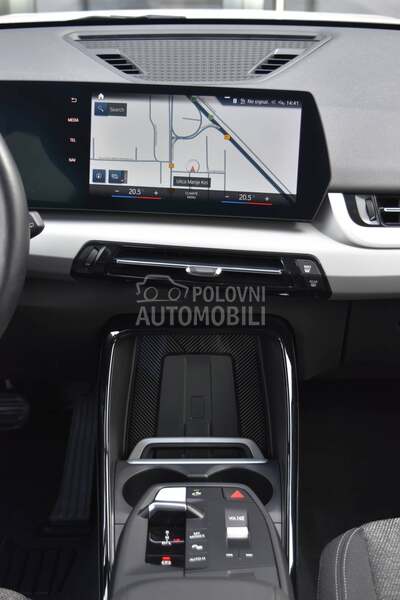 BMW X1 sDrive 18i AT