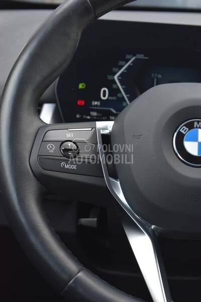 BMW X1 sDrive 18i AT