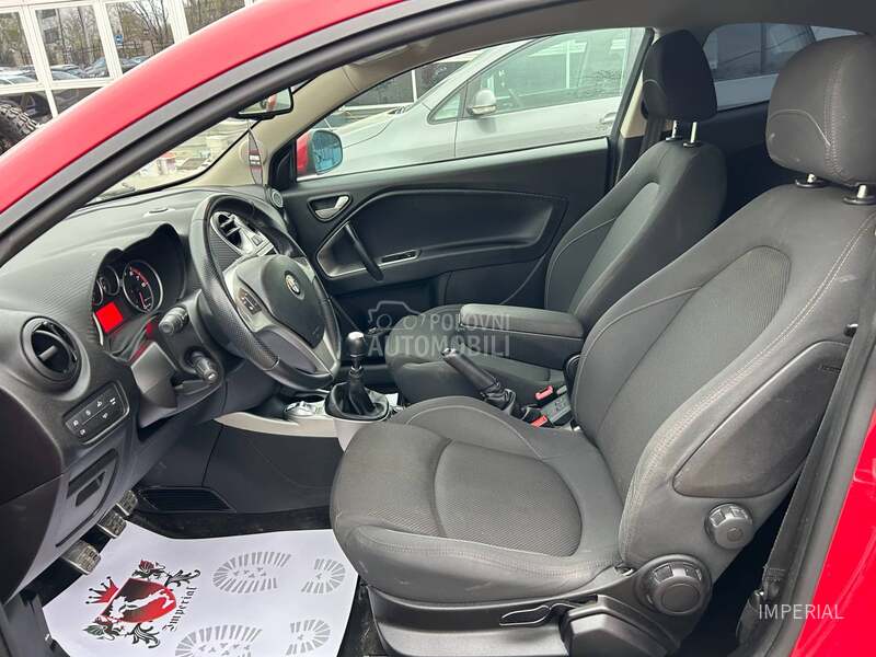 Alfa Romeo MiTo 