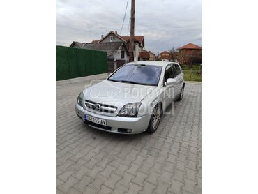 Opel Signum 