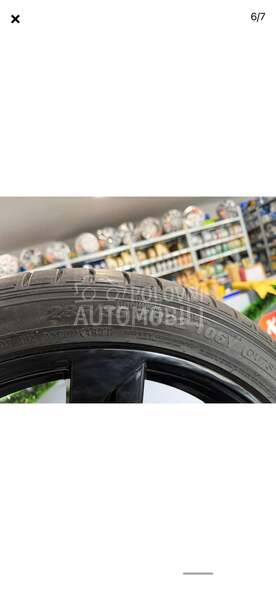 Kumho 285/35 R22 Letnja