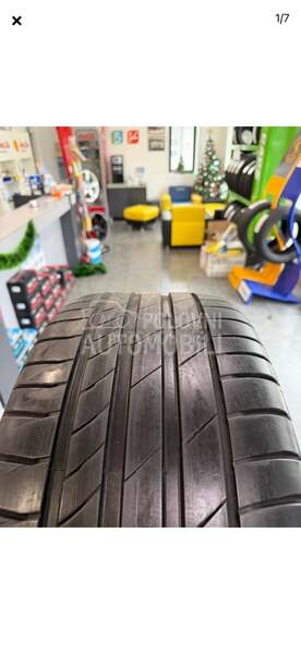 Kumho 285/35 R22 Letnja