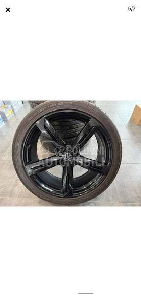 Kumho 285/35 R22 Letnja