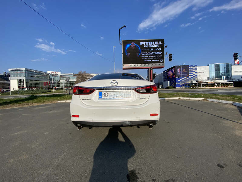 Mazda 6 
