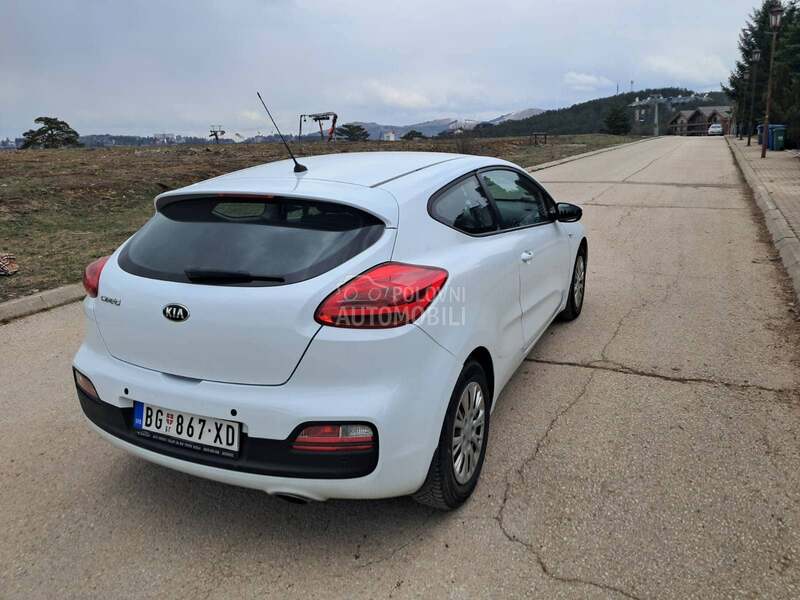 Kia pro_cee`d 