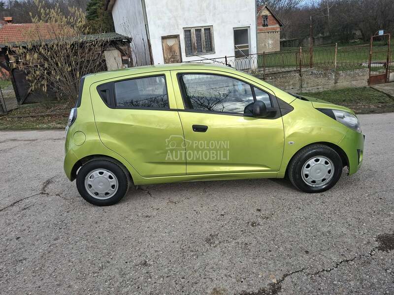 Chevrolet Spark 