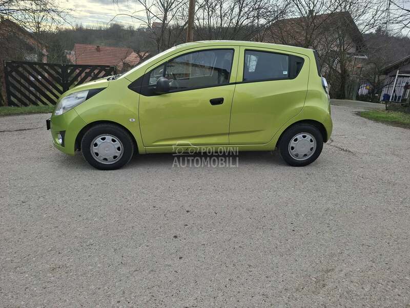 Chevrolet Spark 