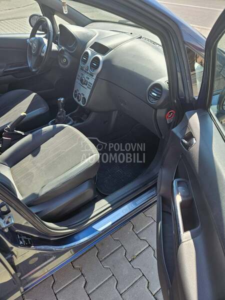 Opel Corsa D 