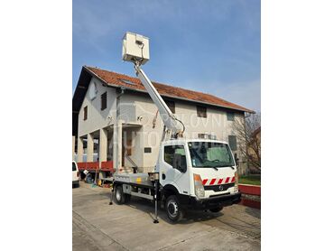 Nissan Multitel 160 ALU