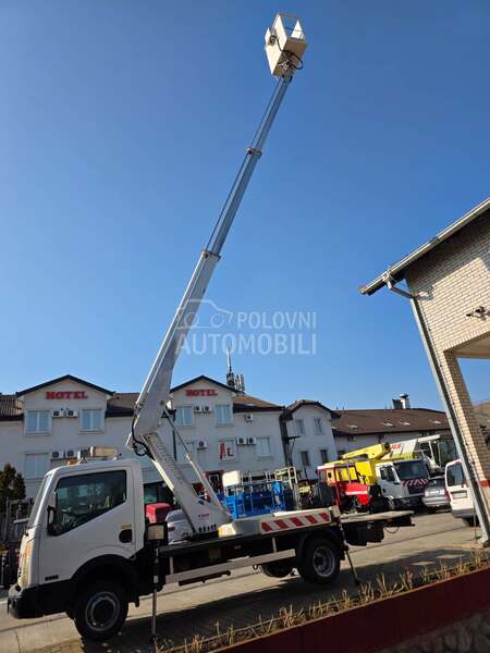 Nissan Multitel 160 ALU