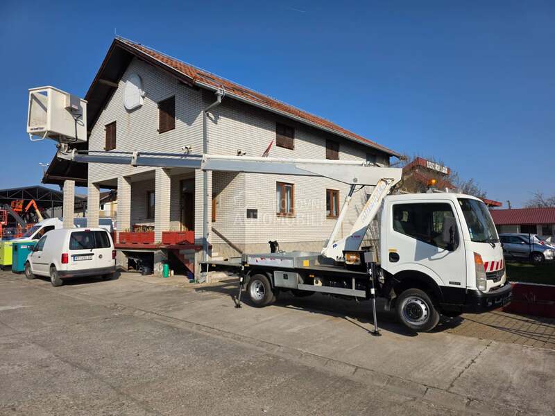 Nissan Multitel 160 ALU