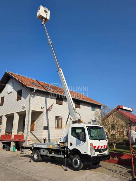 Nissan Multitel 160 ALU