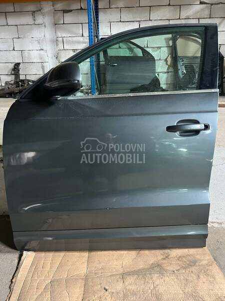 Audi Q5 -  kompletan auto u delovima