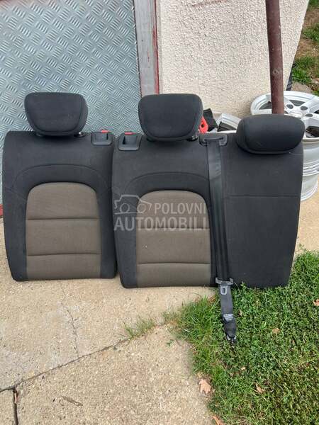 Audi Q5 -  kompletan auto u delovima