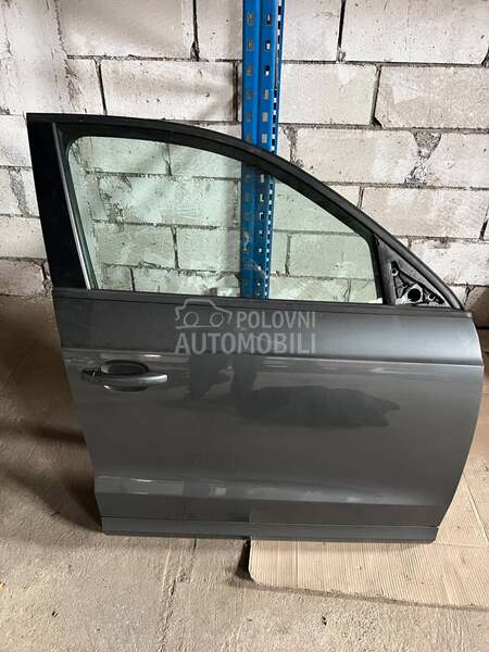 Audi Q5 -  kompletan auto u delovima