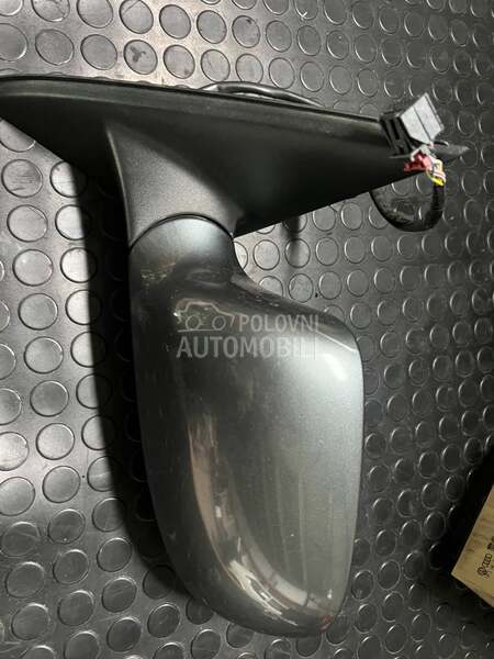 Audi Q5 -  kompletan auto u delovima