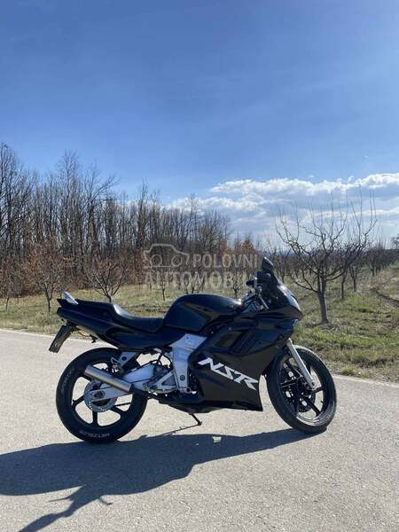 Honda nsr 125