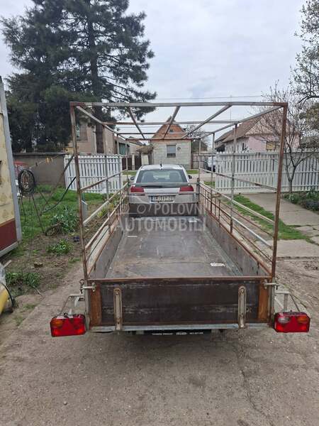 Remontovana Autoprikolica