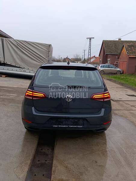 Volkswagen Golf 7 