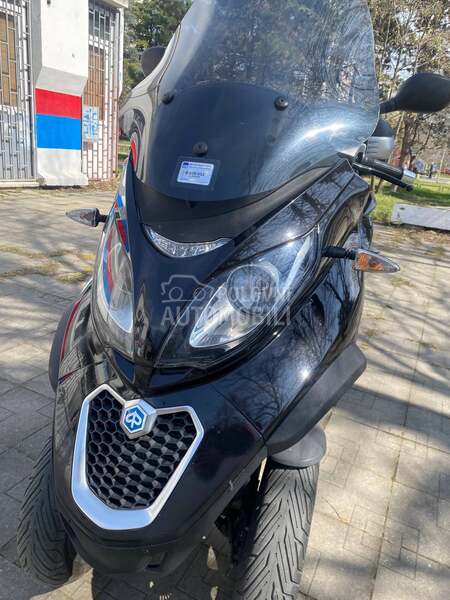Piaggio MP3