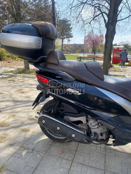 Piaggio MP3