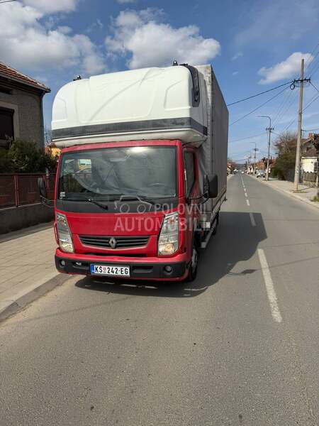 Renault Maxity 130.35