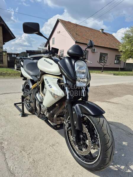 Kawasaki er6n