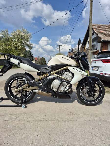 Kawasaki er6n