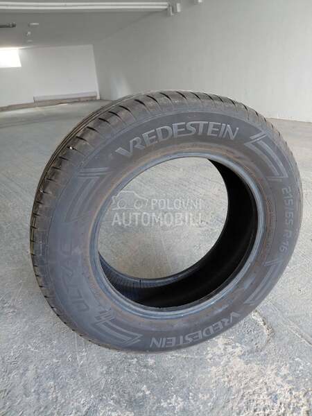 Vredestein 215/65 R16 Letnja