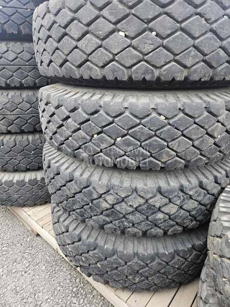 Ostalo 12/100 R20 Zimska