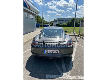 Porsche Cayman 