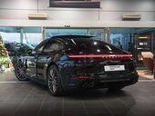 Porsche Panamera 4