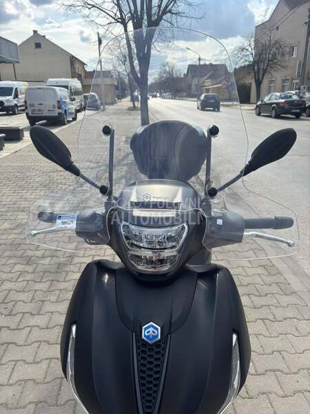 Piaggio Beverly