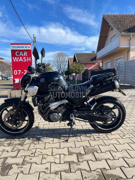 Yamaha MT03