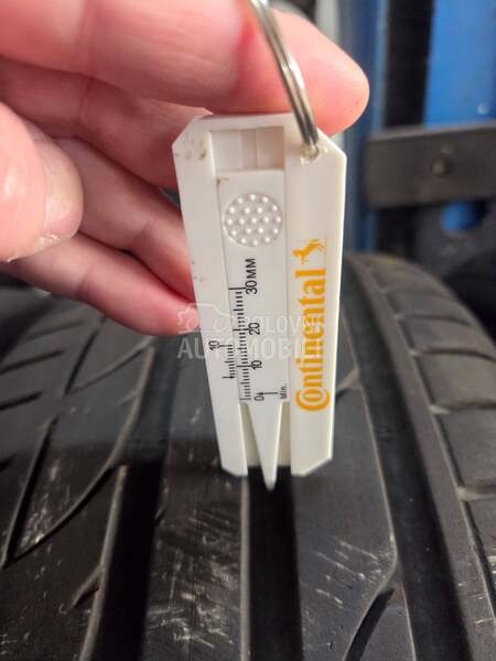 Bridgestone 215/40 R17 Letnja