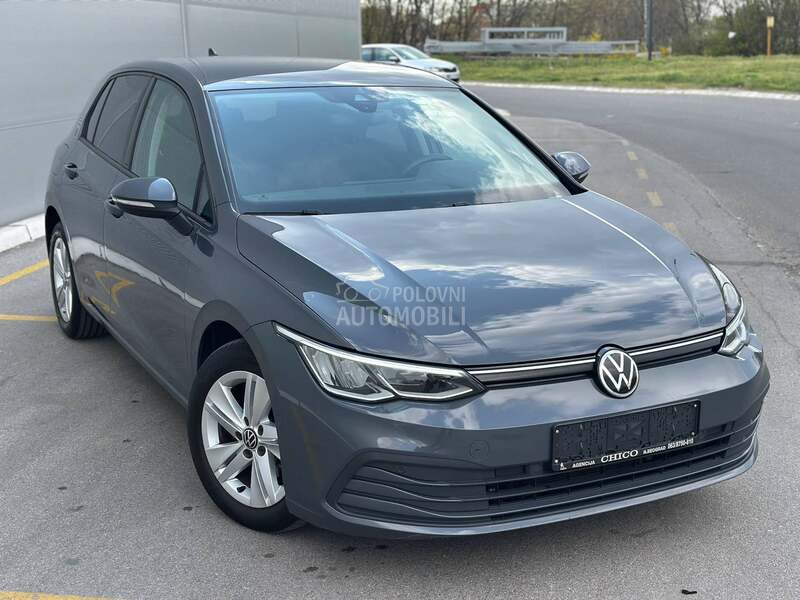 Volkswagen Golf 8 Life Plus