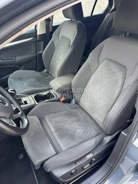 Volkswagen Golf 8 Life Plus