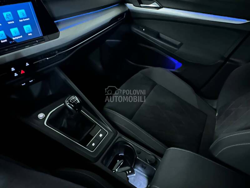 Volkswagen Golf 8 Life Plus