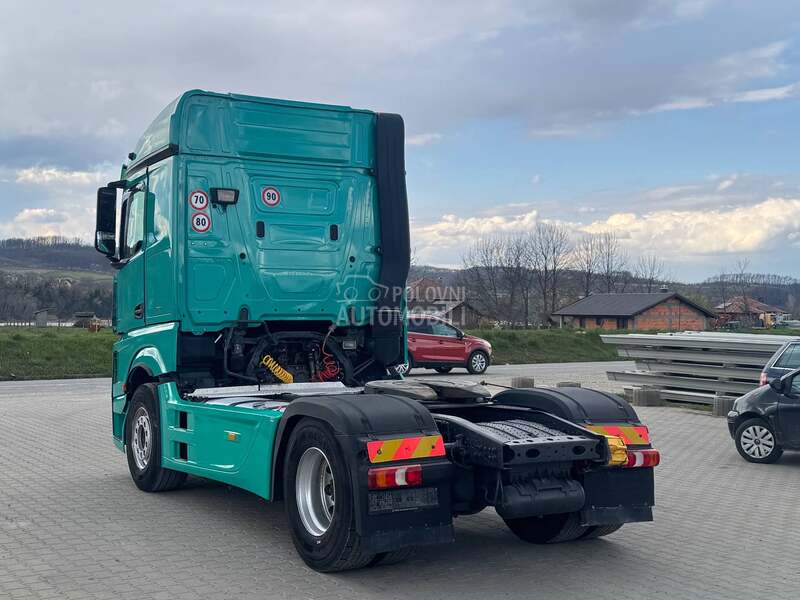 Mercedes Benz ACTROS 1845