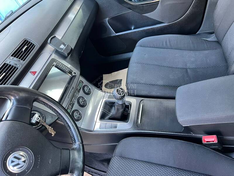 Volkswagen Passat B6 