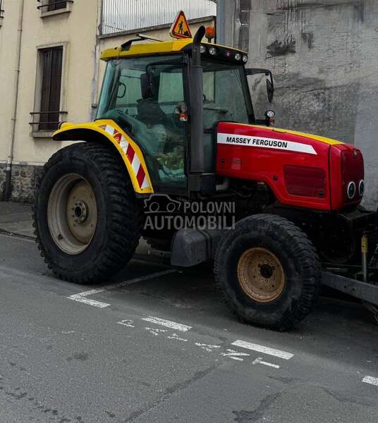 Massey Ferguson MF6445