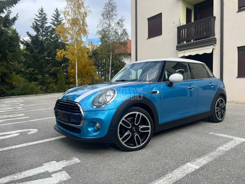 MINI Cooper 