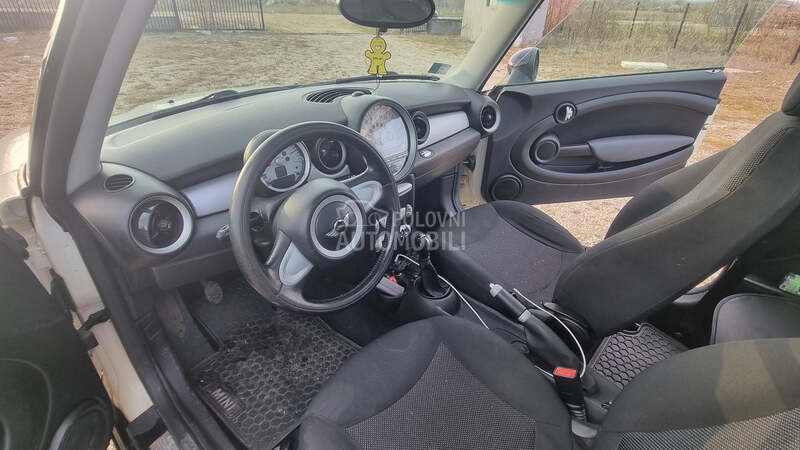 MINI Cooper 1.6hdi