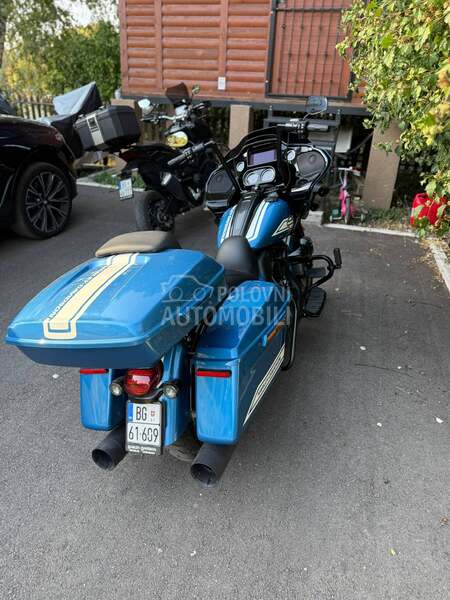 Harley Davidson Road Glide Fast Johnnie