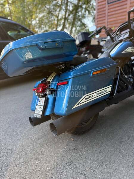 Harley Davidson Road Glide Fast Johnnie