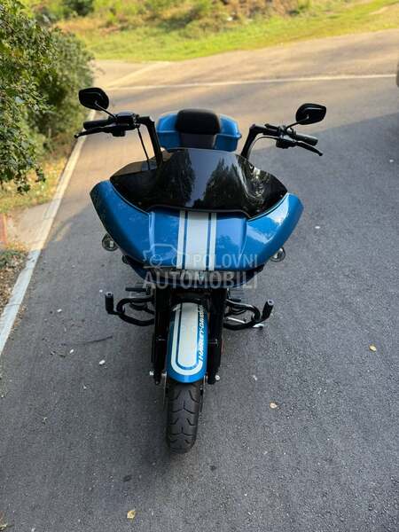 Harley Davidson Road Glide Fast Johnnie