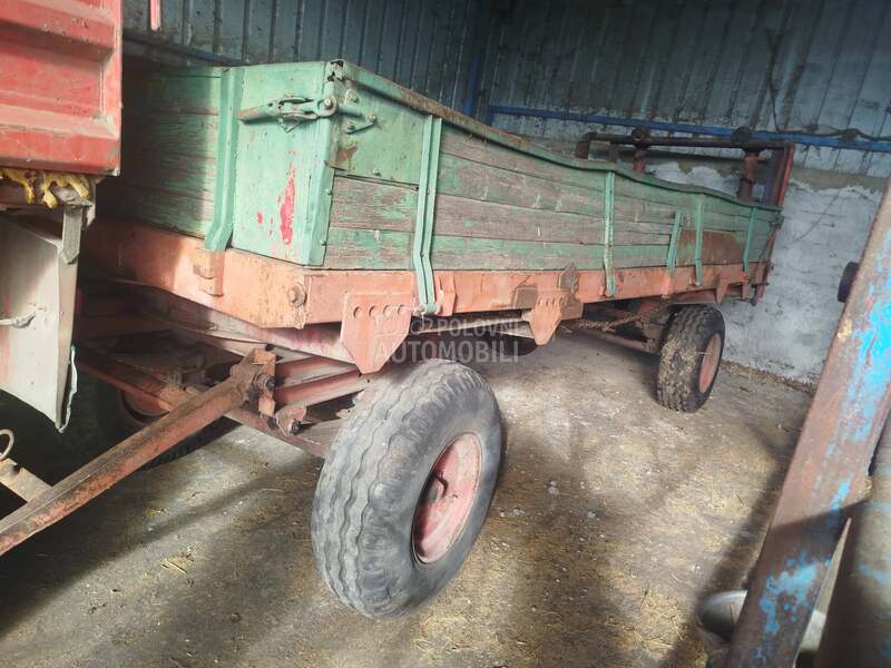 Prikolica za djubrivo